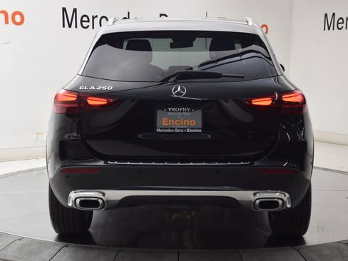 Certified 2025 Mercedes-Benz GLA 250 image 5