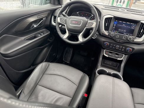 Used 2023 GMC Terrain SLT w/ Infotainment Package II image 11