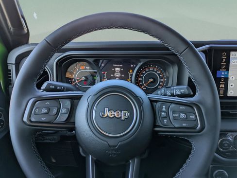 New 2026 Jeep Wrangler Unlimited Rubicon image 30