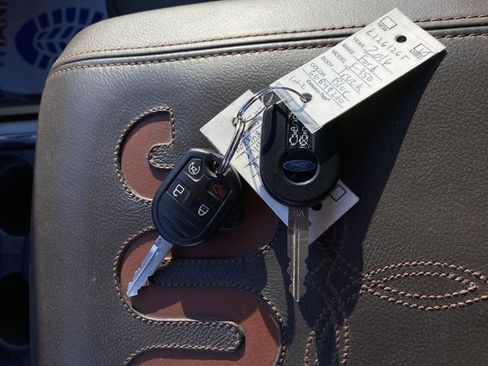 Used 2016 Ford F350 King Ranch w/ King Ranch w/Chrome Package image 27