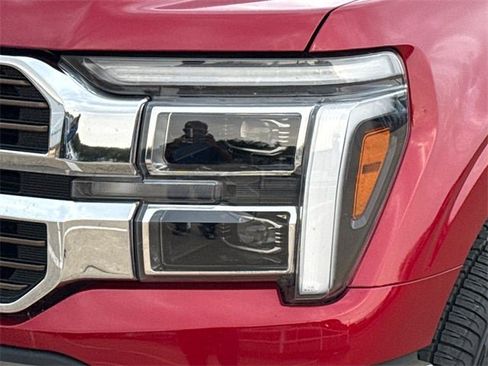 Used 2025 Ford F150 King Ranch w/ FX4 Off-Road Package image 5