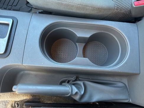 Used 2016 Nissan Frontier SV image 31