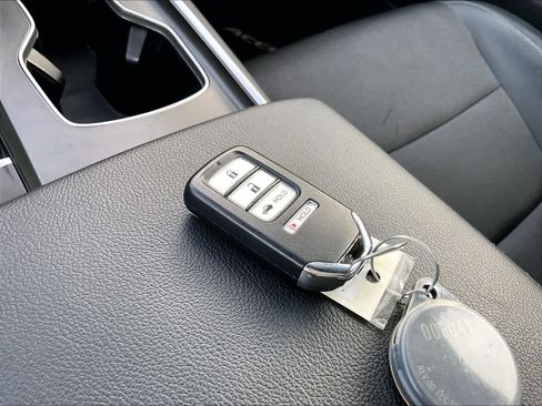 Used 2022 Honda Accord Sport image 13