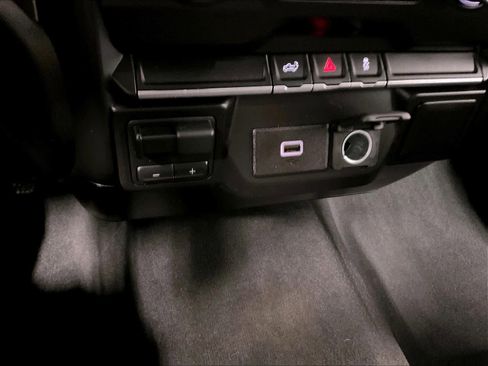 Used 2019 Chevrolet Silverado 1500 Custom w/ Custom Value Package image 26