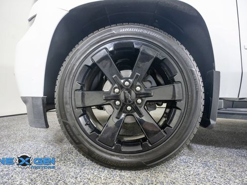 Used 2020 Chevrolet Tahoe Premier AWD/4WD image 48