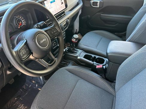 Used 2024 Jeep Wrangler Sport AWD/4WD image 4
