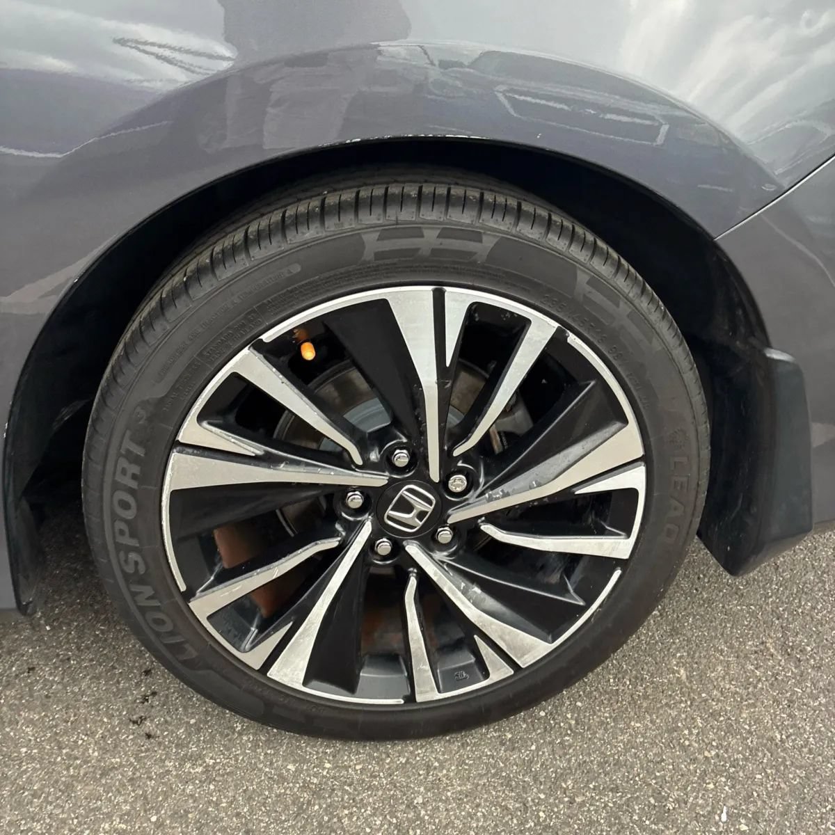 Used 2017 Honda Accord EX-L image 18