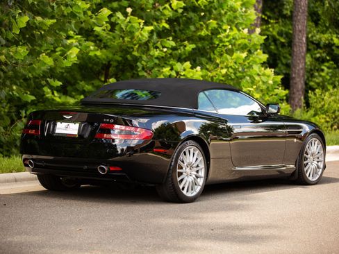 Used 2007 Aston Martin DB9 Volante RWD image 26