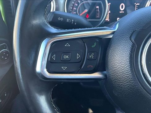 Used 2018 Jeep Wrangler Unlimited Sahara w/ Uconnect 4C Nav & Sound Group image 11