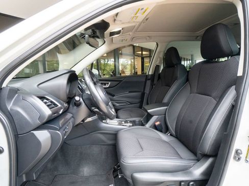 Used 2023 Subaru Forester Premium AWD/4WD image 8