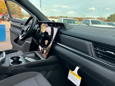 New 2026 GMC Terrain Elevation w/ Black Edition image 31