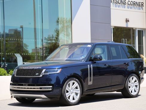 Used 2023 Land Rover Range Rover SE AWD/4WD image 1
