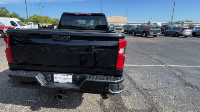 New 2026 Chevrolet Silverado 2500 Custom w/ Custom Value Package AWD/4WD image 9