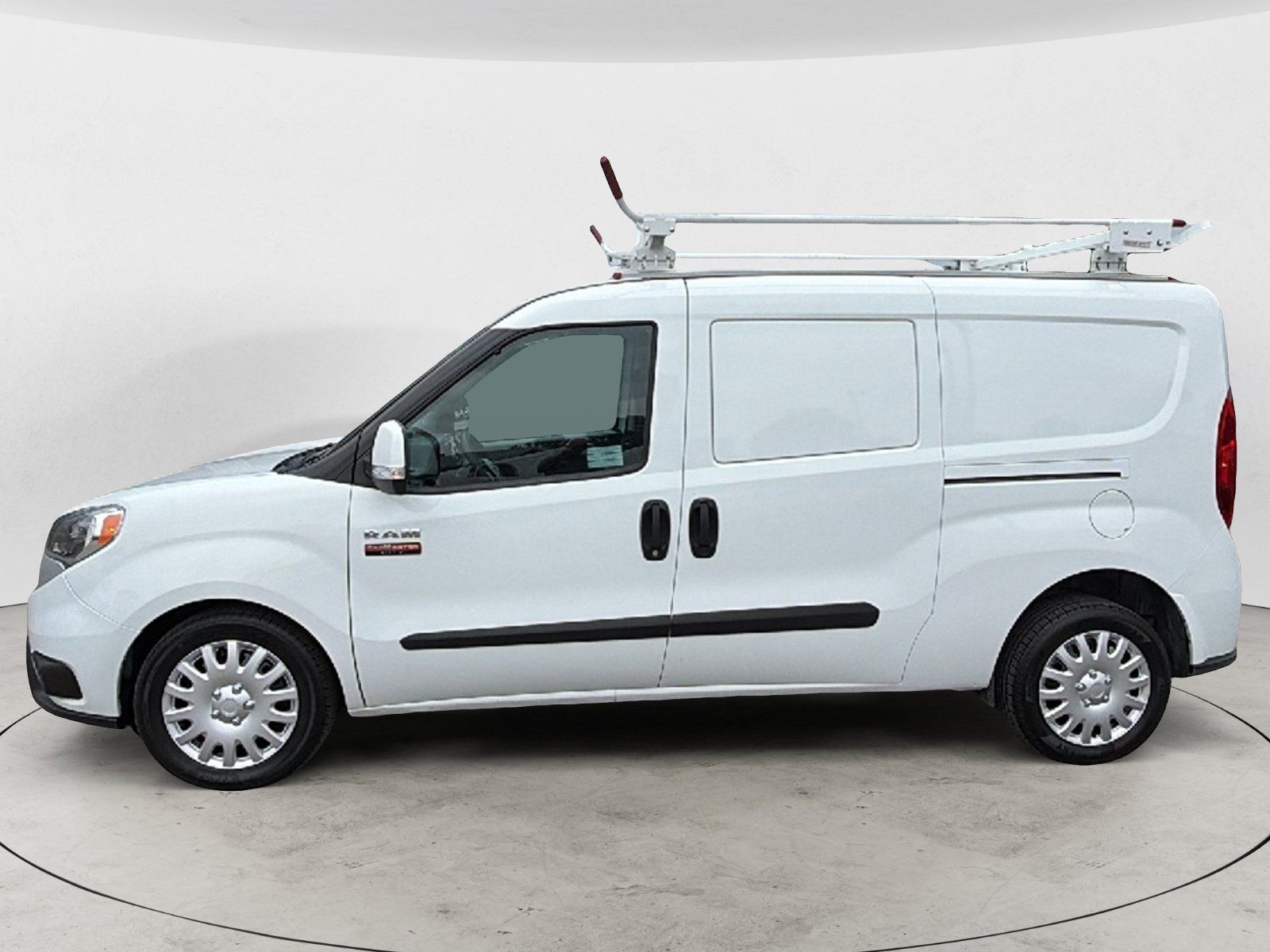 Used 2016 RAM ProMaster City Tradesman SLT w/ Rear Back-up Camera Group FWD image 3