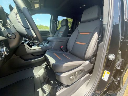 New 2026 GMC Sierra 1500 AT4 w/ AT4 Premium Package AWD/4WD image 26