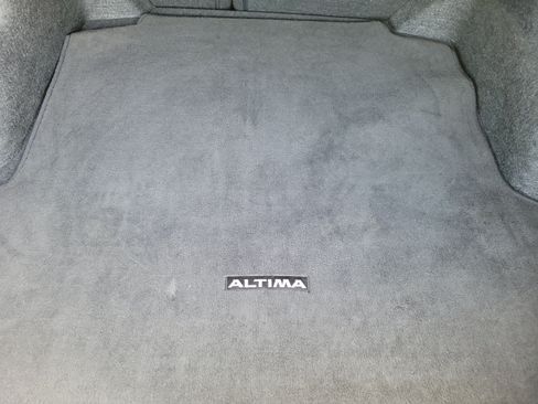 Used 2025 Nissan Altima 2.5 SV FWD image 23