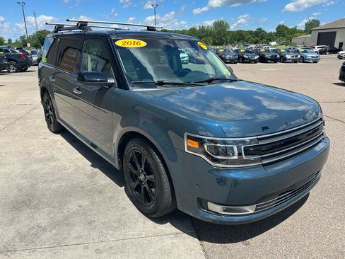 Used 2016 Ford Flex Limited w/ Equipment Group 303A AWD/4WD image 3