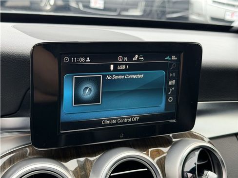 Used 2019 Mercedes-Benz C 300 Sedan image 44