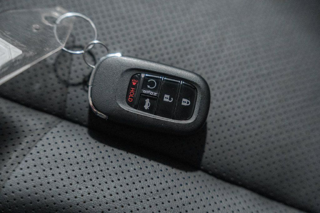 Used 2025 Honda Accord Sport image 33