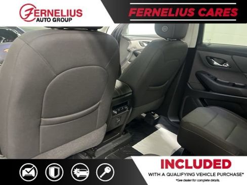 Used 2021 Chevrolet Traverse LT FWD image 33