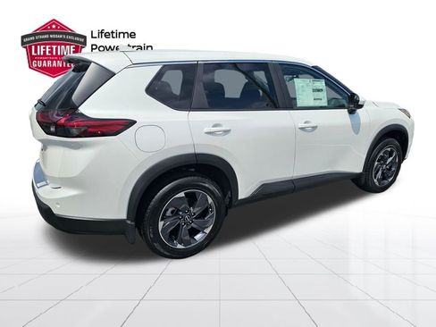 New 2026 Nissan Rogue SV image 7