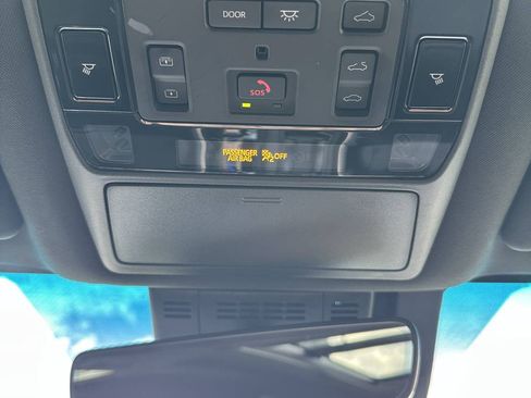 Used 2026 Toyota Grand Highlander AWD Hybrid image 39