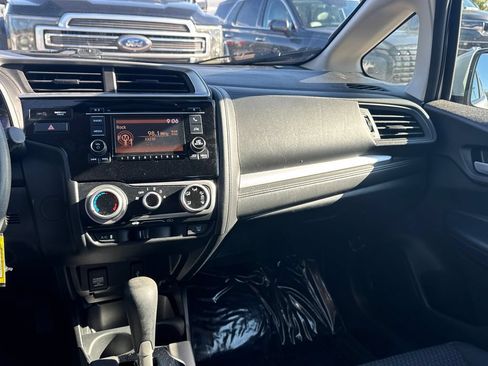 Used 2020 Honda Fit LX image 23