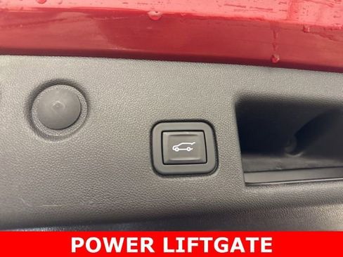 Used 2024 Chevrolet Equinox LT image 28