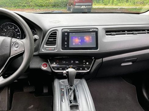 Used 2016 Honda HR-V EX image 9