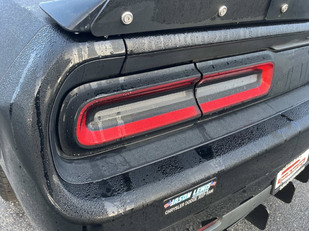 Used 2019 Dodge Challenger R/T Scat Pack w/ Shaker Package RWD image 11