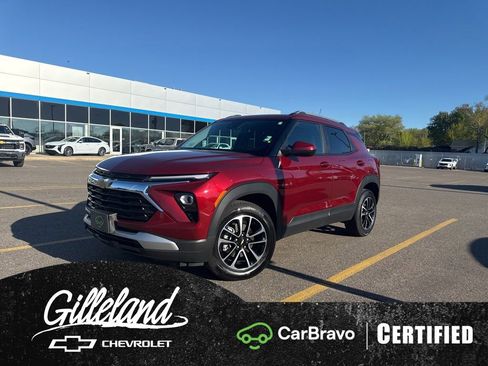 Certified 2024 Chevrolet TrailBlazer LT w/ LT Cold Weather Package AWD/4WD image 1