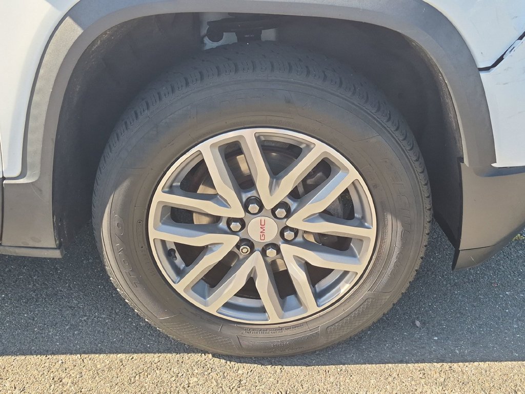 Certified 2017 GMC Acadia SLE AWD/4WD image 26