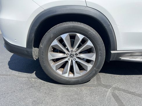 Used 2023 Mercedes-Benz GLE 350 4MATIC image 11