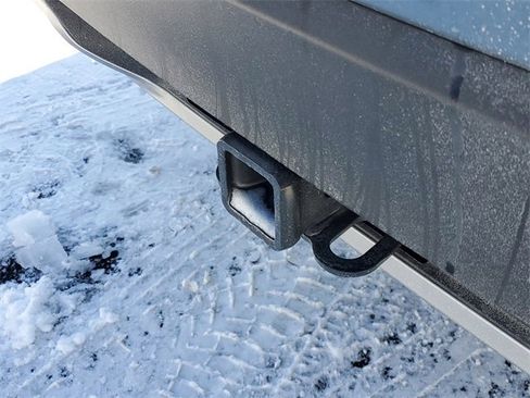 Used 2025 Ford Explorer Active w/ Active Comfort Package image 8