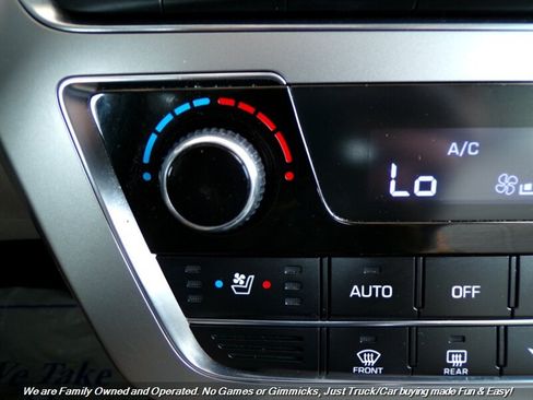 Used 2017 Hyundai Sonata Limited w/ Tech Package 03 FWD image 39