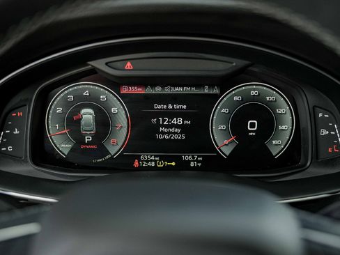 Certified 2024 Audi Q8 Premium Plus w/ Premium Plus Package image 17