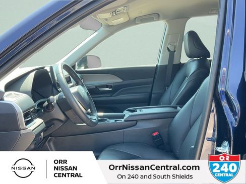 Used 2026 Toyota Grand Highlander AWD image 19