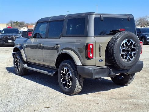 New 2025 Ford Bronco Outer Banks image 6
