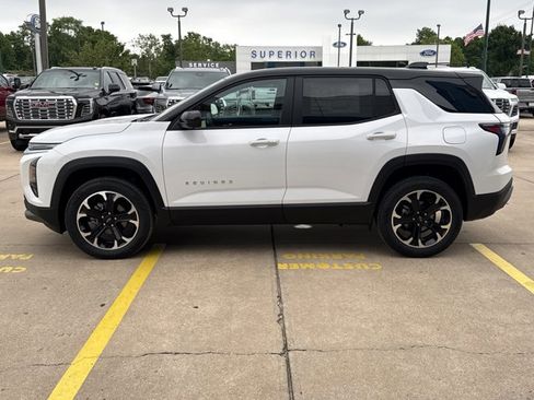 New 2026 Chevrolet Equinox LT w/ Convenience Package II FWD image 11