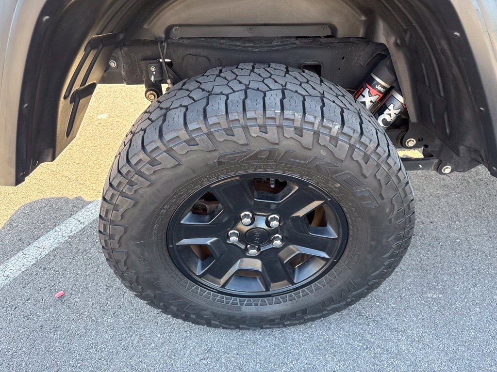Used 2021 Jeep Gladiator Mojave AWD/4WD image 12
