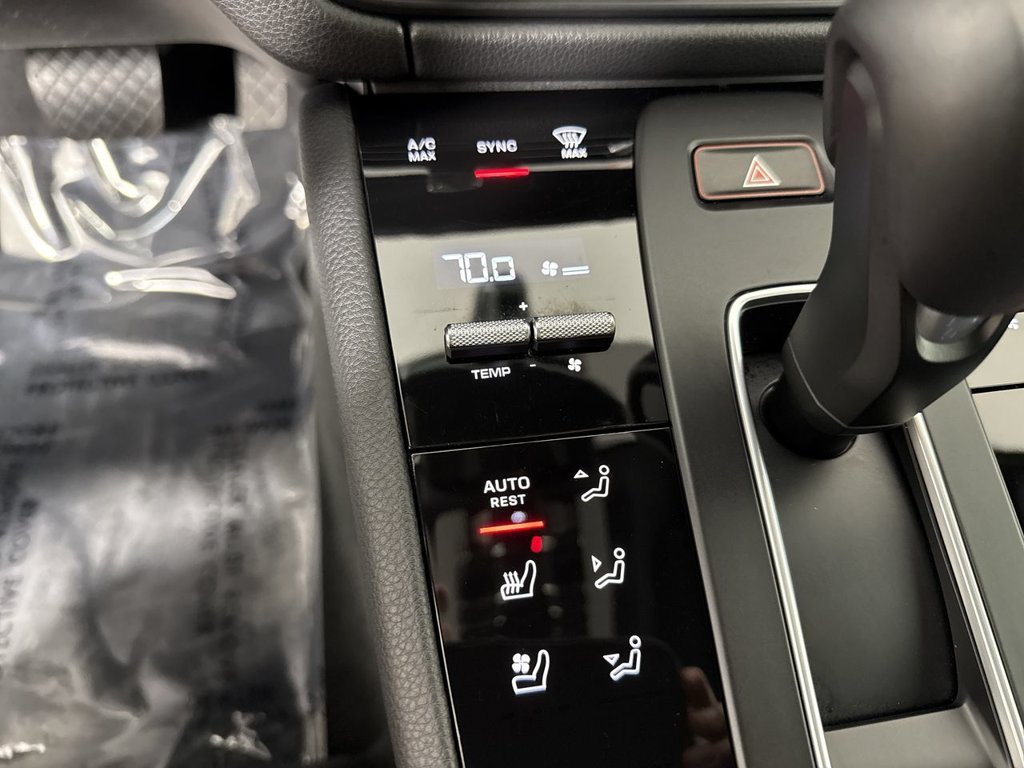 Certified 2026 Porsche Macan Turbo AWD/4WD image 30