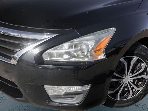 Used 2013 Nissan Altima 2.5 S image 3