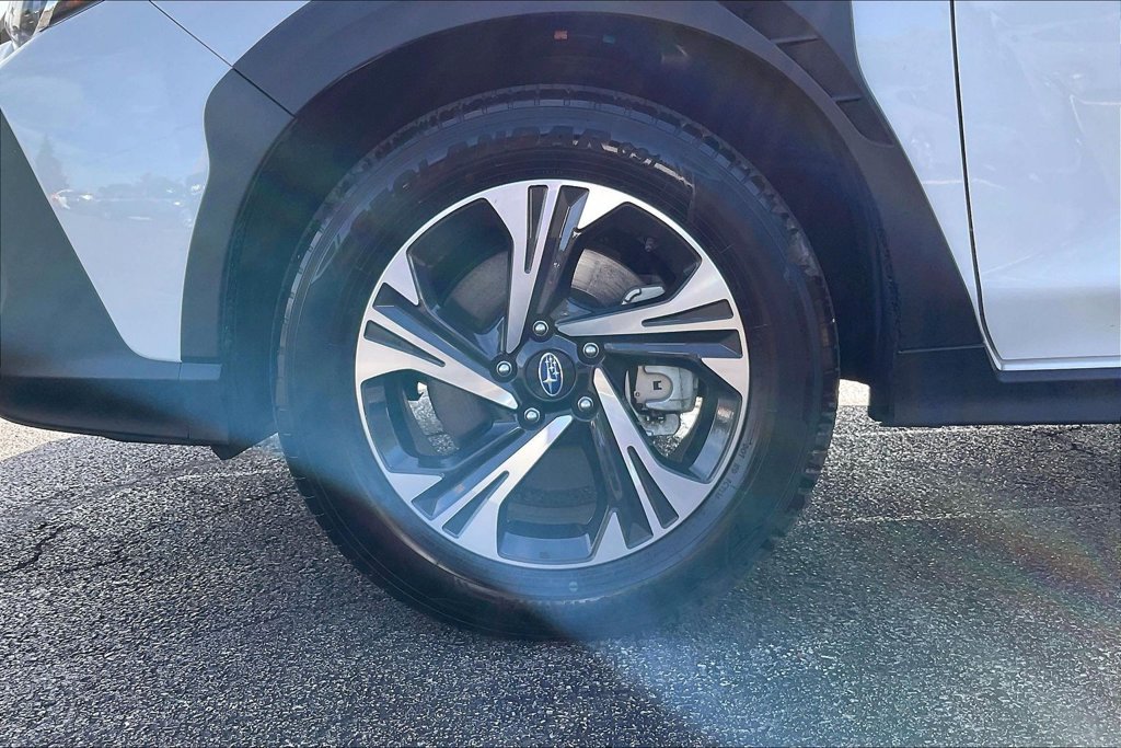 Certified 2025 Subaru Crosstrek 2.5i Premium AWD/4WD image 9