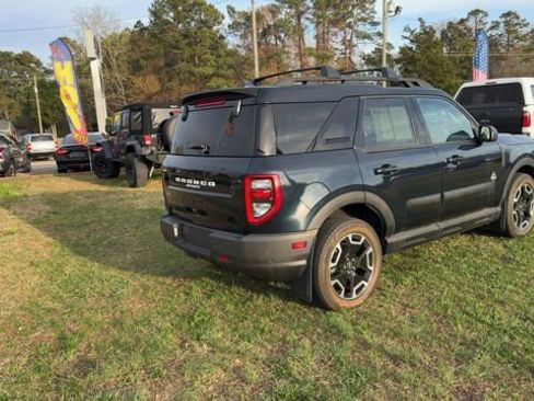 Used 2022 Ford Bronco Sport Outer Banks w/ Tech Package image 3
