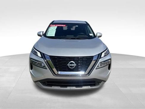 Used 2023 Nissan Rogue SV FWD image 4