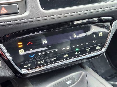 Used 2020 Honda HR-V EX image 23