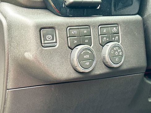 New 2026 Chevrolet Silverado 3500 High Country AWD/4WD image 10