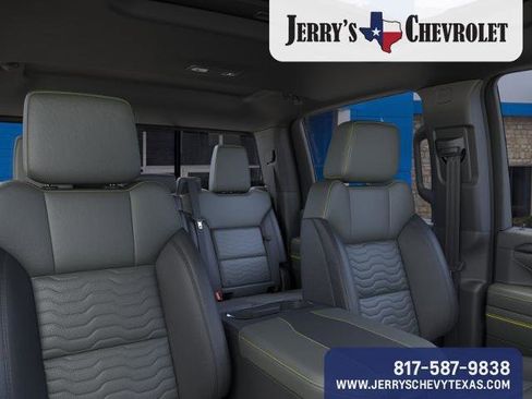 New 2026 Chevrolet Silverado 2500 ZR2 AWD/4WD image 25