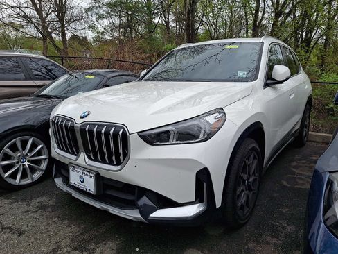 Used 2025 BMW X1 xDrive28i w/ Convenience Package image 3