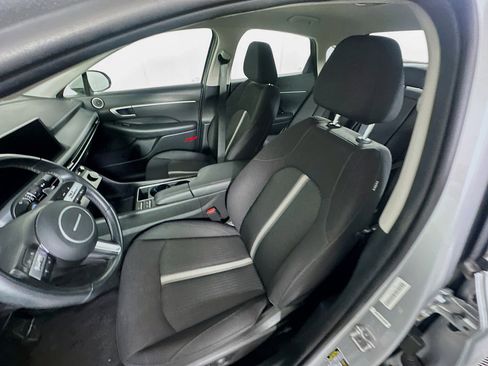 Used 2025 Hyundai Sonata SEL FWD image 13
